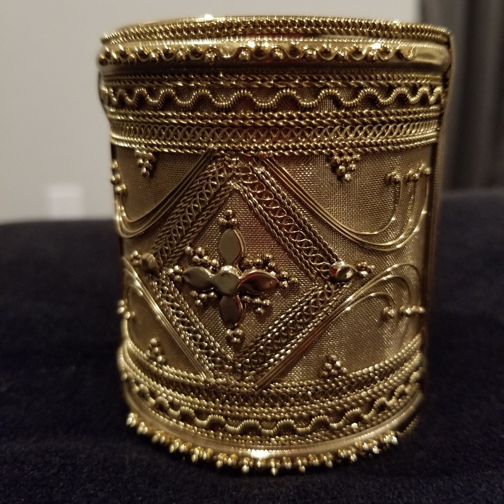 Braclet - Picture 2 of 2